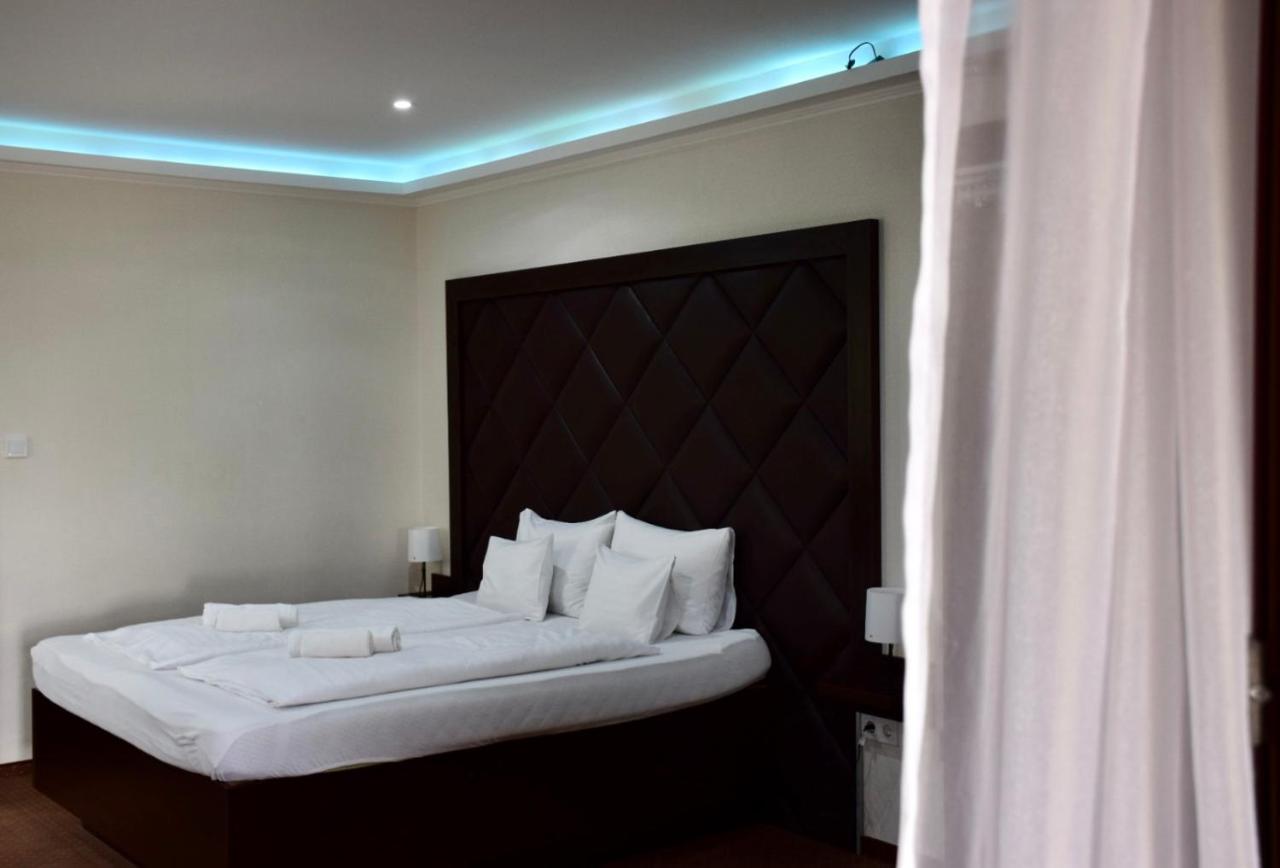 Hotel Lotus Hermina-major Εξωτερικό φωτογραφία