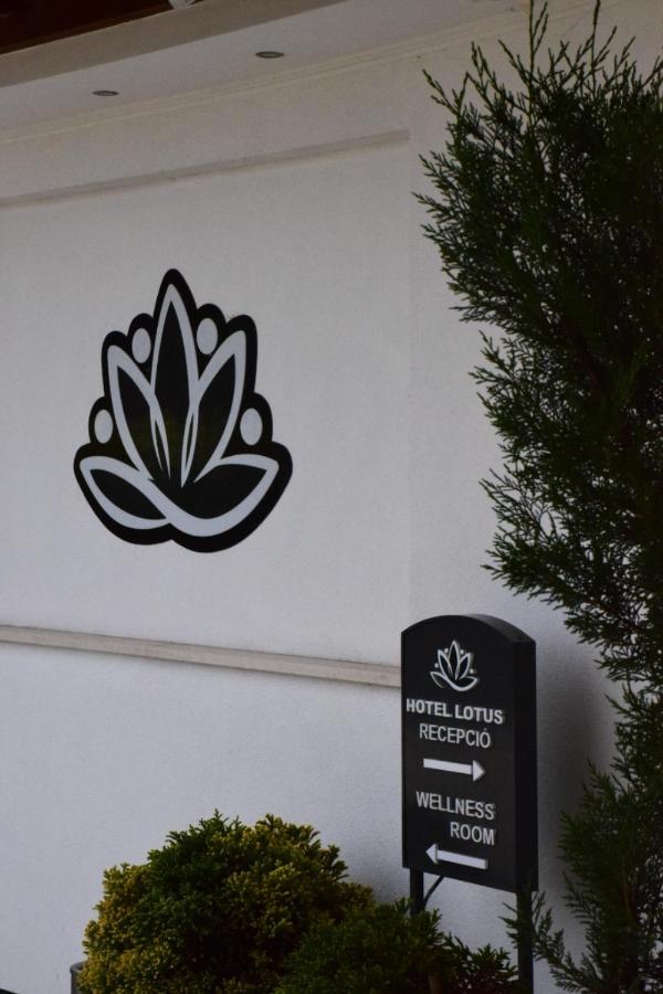 Hotel Lotus Hermina-major Εξωτερικό φωτογραφία