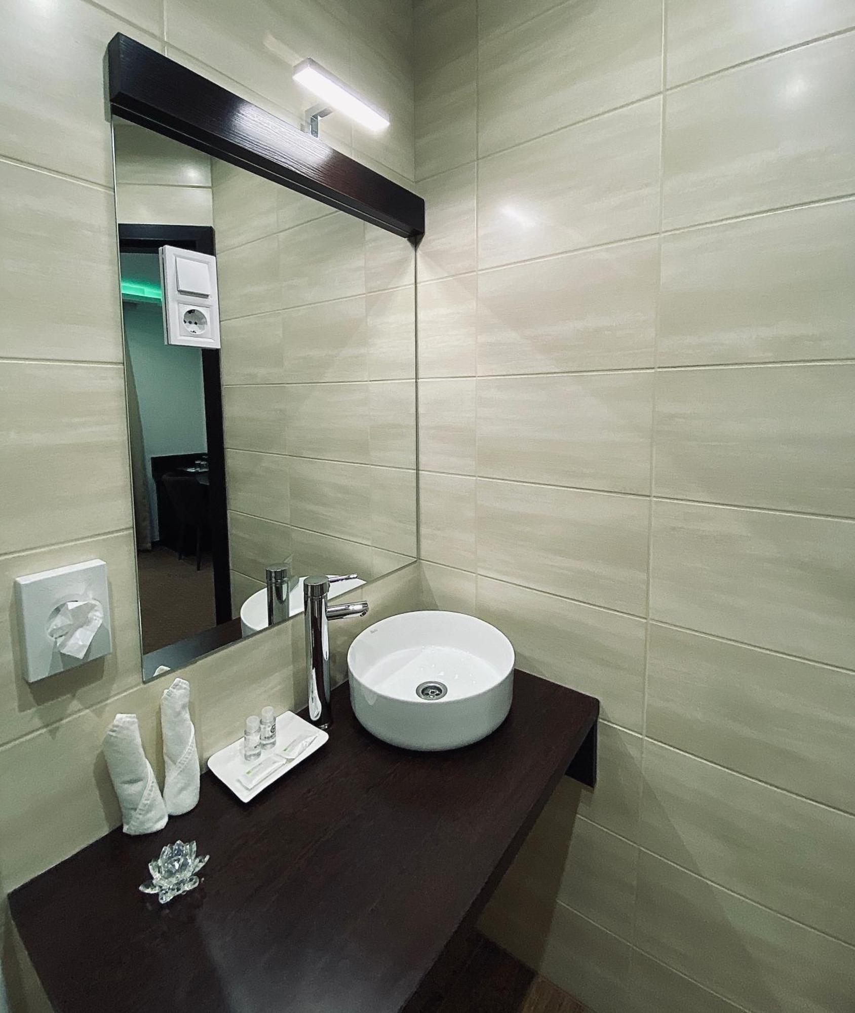 Hotel Lotus Hermina-major Εξωτερικό φωτογραφία