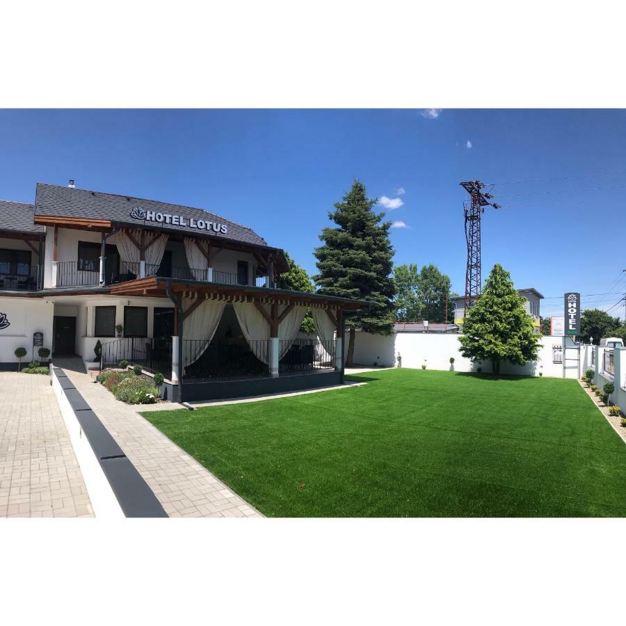 Hotel Lotus Hermina-major Εξωτερικό φωτογραφία